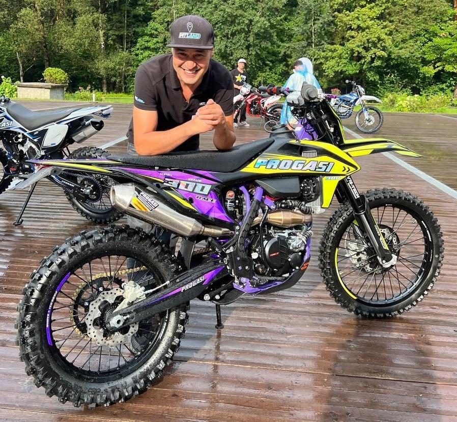 OpT_76IDcIw.jpg OpT_76IDcIw.jpg