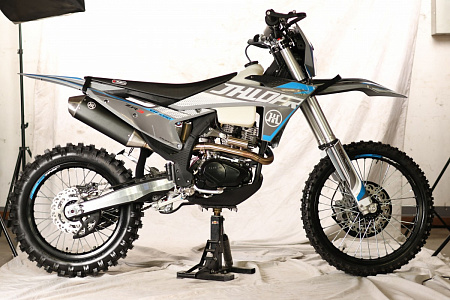 Эндуро / кроссовый мотоцикл JHLofr ZR3 CB300RL (175FMN) 21/18 Эндуро / кроссовый мотоцикл JHLofr ZR3 CB300RL (175FMN) 21/18